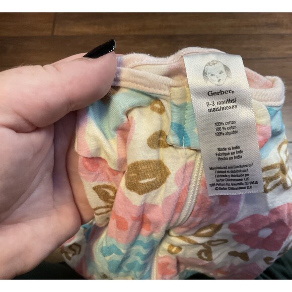 Rose Flower Gold Sleeper & Hat Set Footed Zipper Baby Girl 0-3 Months - Picture 3 of 4